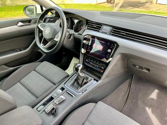 VOLKSWAGEN Passat Variant usata, con Controllo trazione