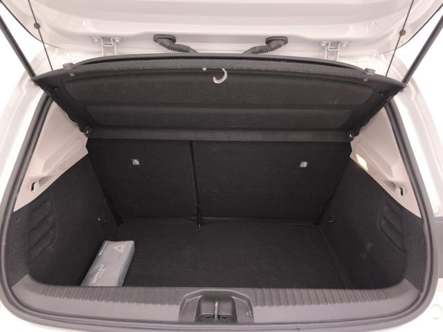 RENAULT Clio usata, con Volante multifunzione