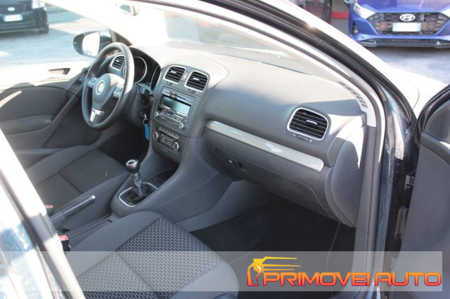 VOLKSWAGEN Golf usata, con Airbag testa
