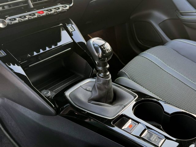 PEUGEOT 208 usata, con Sensore di pioggia