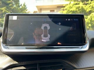 PEUGEOT 2008 usata, con Controllo automatico clima
