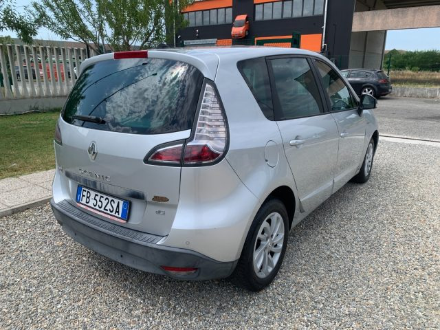 RENAULT Scenic usata, con Alzacristalli elettrici