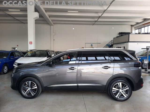 PEUGEOT 5008 usata, con Airbag laterali