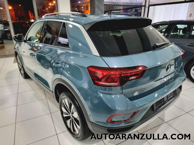 VOLKSWAGEN T-Roc usata, con Autoradio