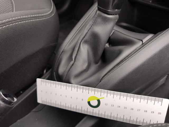 PEUGEOT 208 usata, con Android Auto