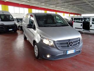 MERCEDES-BENZ Vito usata, con Airbag Passeggero