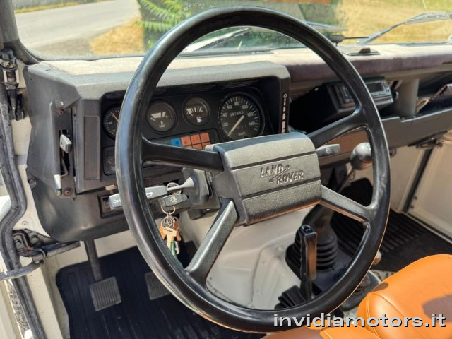 LAND ROVER Defender usata 6