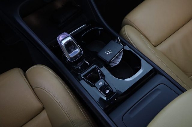 VOLVO XC40 usata 13