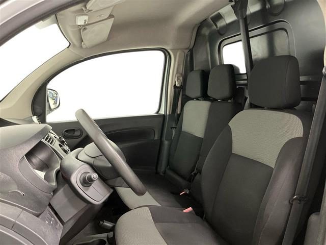 RENAULT Kangoo usata 9
