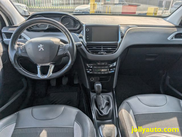 PEUGEOT 2008 usata, con Sensore di luce