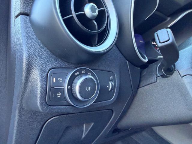ALFA ROMEO Stelvio usata, con Specchietti laterali elettrici