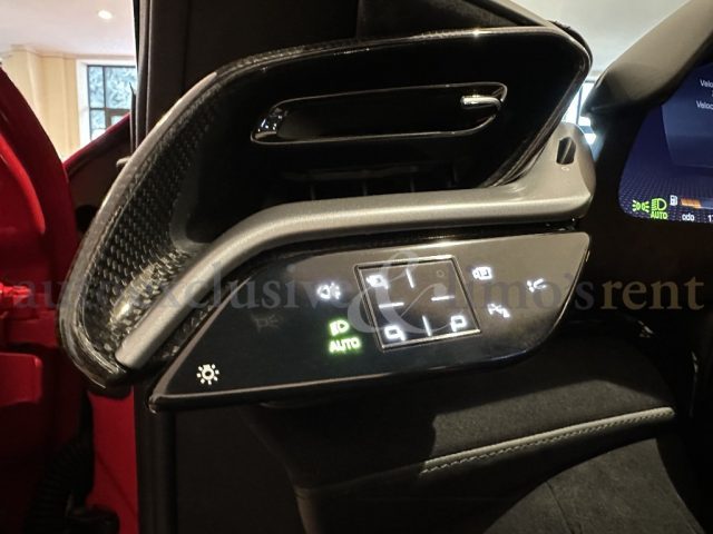 FERRARI SF90 usata, con Park Distance Control