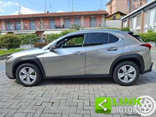 LEXUS UX 250h usata, con ESP
