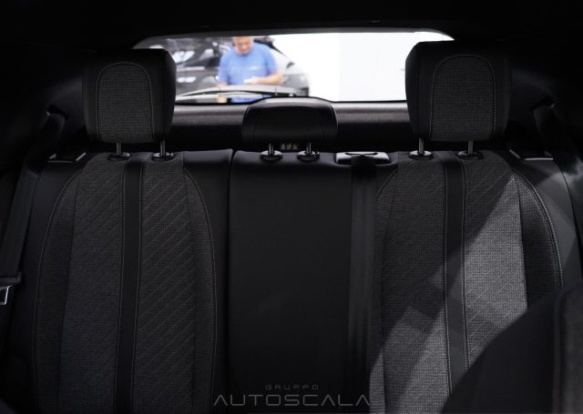 PEUGEOT 2008 usata, con Autoradio digitale