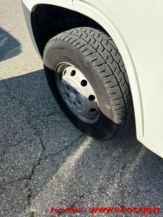 PEUGEOT Boxer usata, con Sistema di navigazione