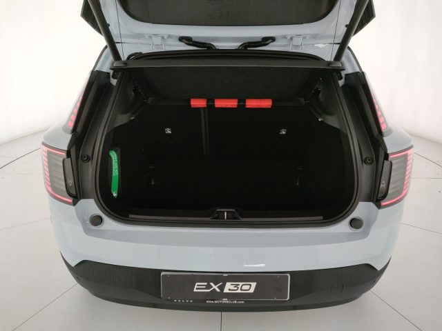 VOLVO EX30 usata, con Fari LED