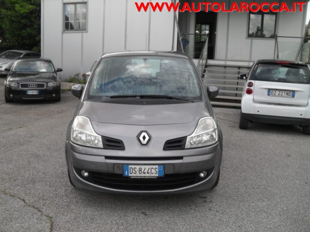RENAULT Grand Modus usata, con Airbag