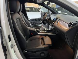 MERCEDES-BENZ B 180 usata, con Volante in pelle