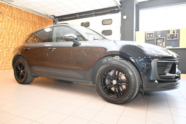 PORSCHE Macan usata 105