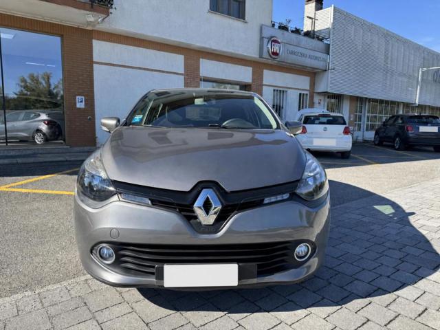 RENAULT Clio usata, con Climatizzatore