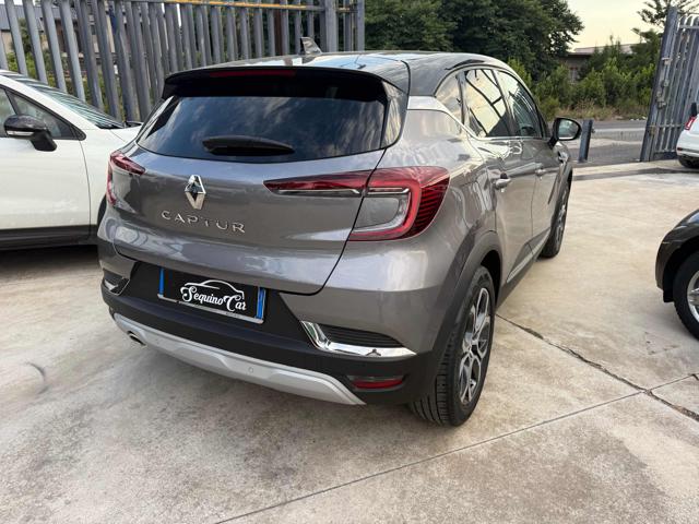 RENAULT Captur usata, con Autoradio