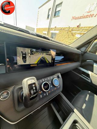 LAND ROVER Defender usata 22
