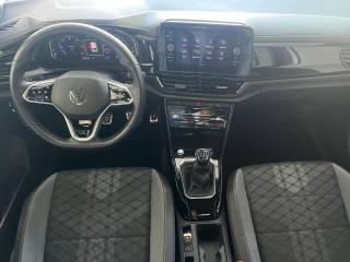 VOLKSWAGEN T-Roc usata, con Cruise Control
