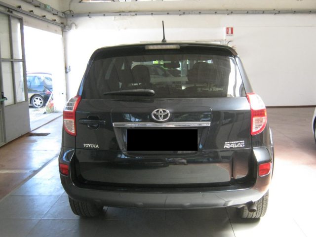 TOYOTA RAV 4 usata, con Airbag Passeggero