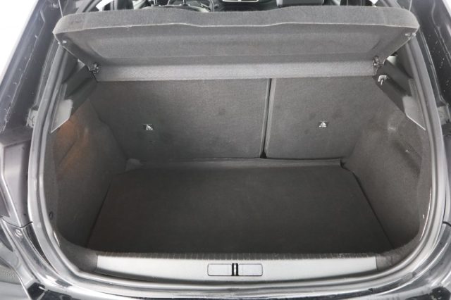 PEUGEOT 208 usata 5