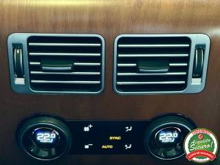 LAND ROVER Range Rover usata, con Fari LED