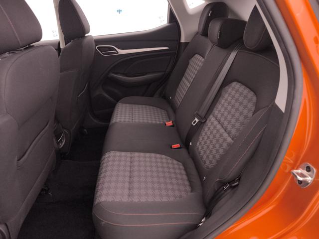 MG ZS usata, con Autoradio digitale