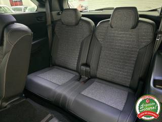 PEUGEOT 5008 usata, con Fari LED