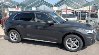 AUDI Q5 45 TFSI quattro S tronic Business Sport