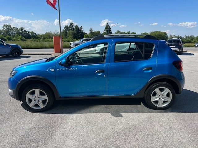 DACIA Sandero usata, con Sedile posteriore sdoppiato