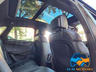 PORSCHE Macan usata, con Fendinebbia