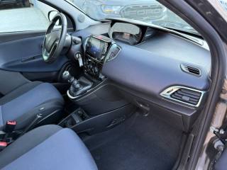 LANCIA Ypsilon usata, con Specchietti laterali elettrici