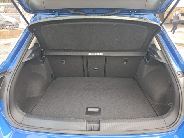 VOLKSWAGEN T-Roc usata, con Fendinebbia