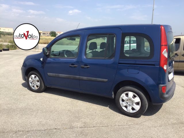 RENAULT Kangoo usata, con Alzacristalli elettrici