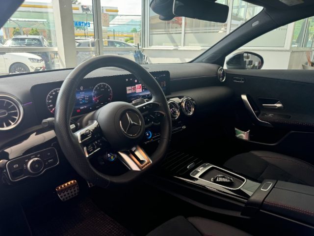 MERCEDES-BENZ A 35 AMG usata, con Controllo automatico clima