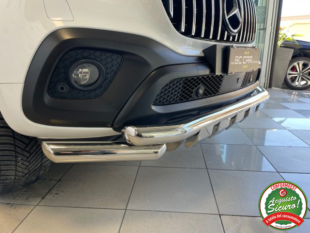 MERCEDES-BENZ X 250 usata, con Trazione integrale