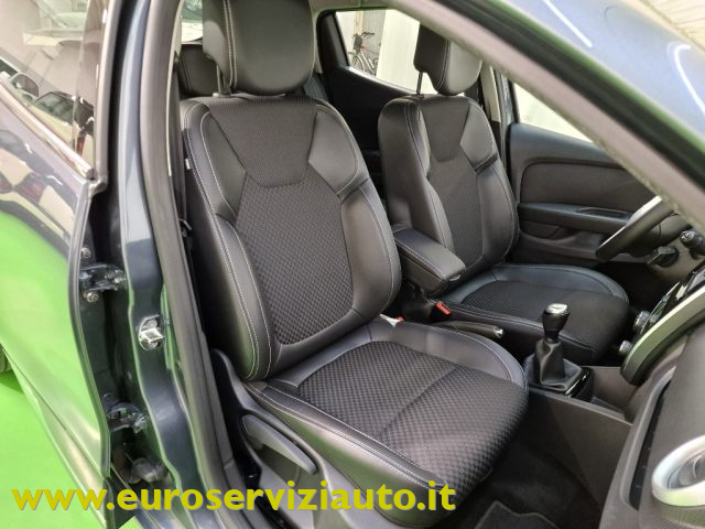RENAULT Clio usata, con Sensore di luce