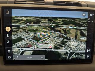 LAND ROVER Defender usata, con 360° camera