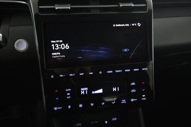 HYUNDAI Tucson usata 10
