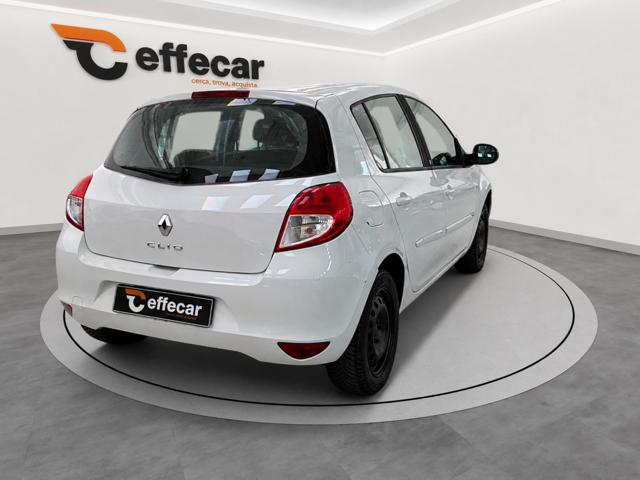 RENAULT Clio usata, con Autoradio
