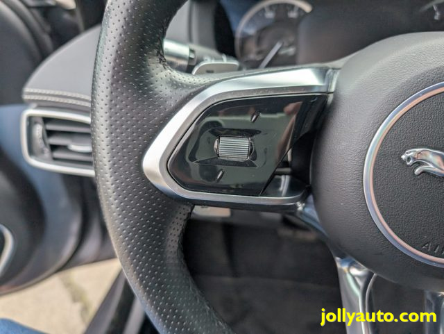 JAGUAR XE usata, con Vivavoce