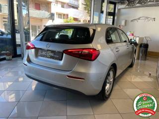 MERCEDES-BENZ A 180 usata, con Sensori di parcheggio anteriori