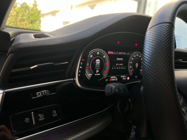 AUDI Q8 usata, con MP3