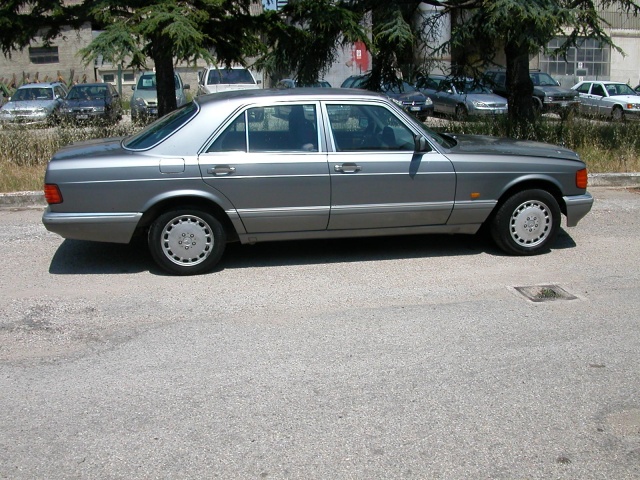 MERCEDES-BENZ 300 usata, con Chiusura centralizzata