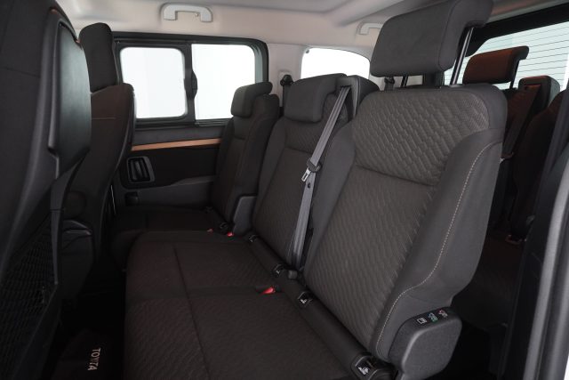 TOYOTA Proace Verso usata 9