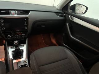 SKODA Octavia usata, con Bluetooth